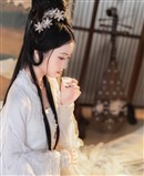 白衣美女仙气飘飘美若天仙图片